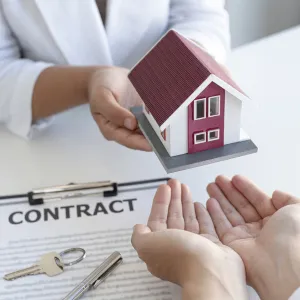 Tips for Selling and Buying a Home at the Same Time Texas