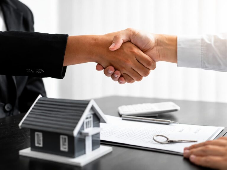 Successfully Selling Your Home While Searching for a New One Texas